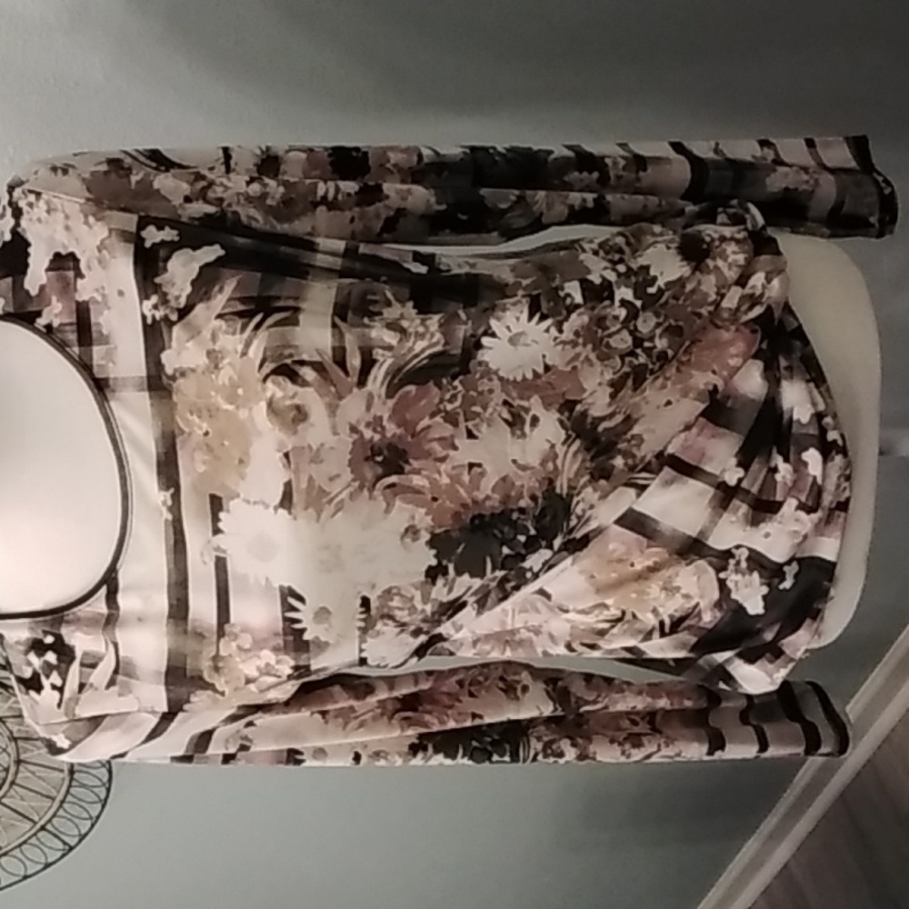 Vera Wang Blouse